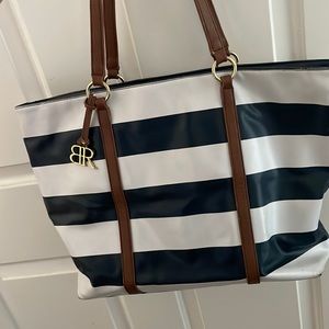 Blue and white tote bag